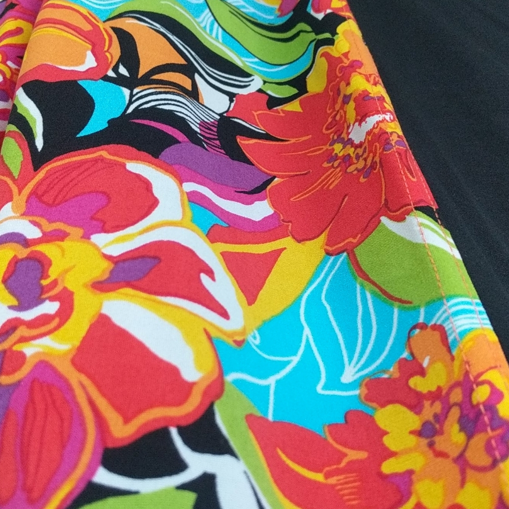 Colorful top - Picture 3 of 4